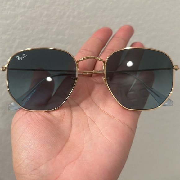 Good condition ñRay-Ban RB 3548-N 9123/3M